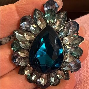 Elegant Vintage Blue and Silver Teardrop Brooch